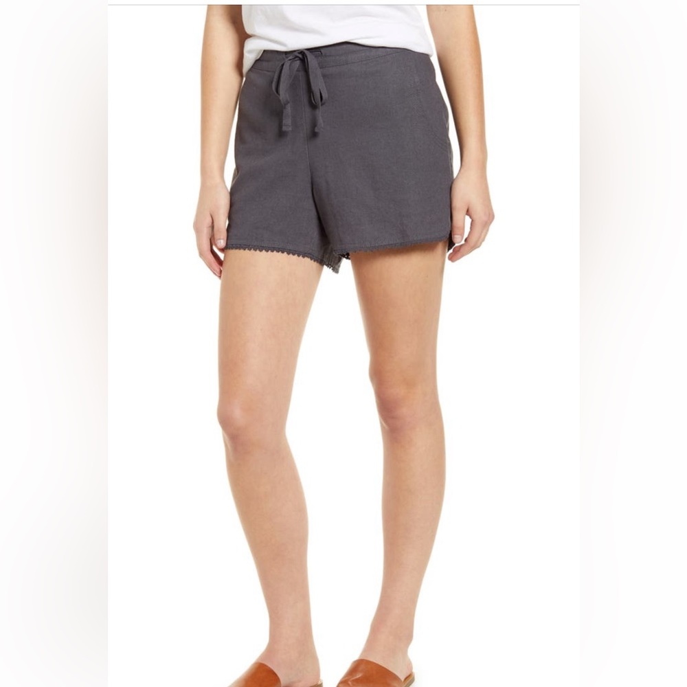 Caslon linen blend shorts